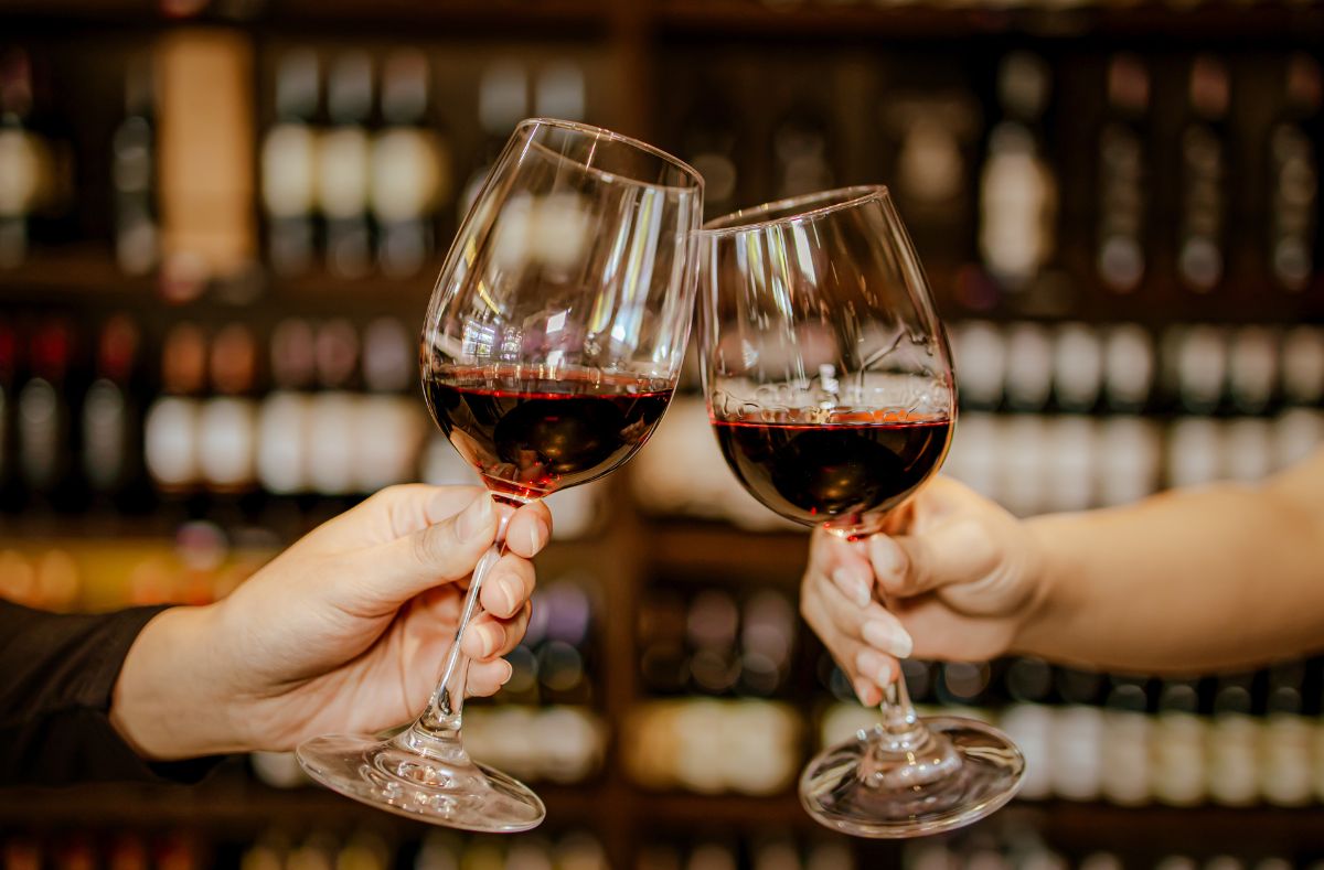Vini come Sassicaia e Ornellaia: Acquista Online Alternative Pregiate a Prezzi Accessibili