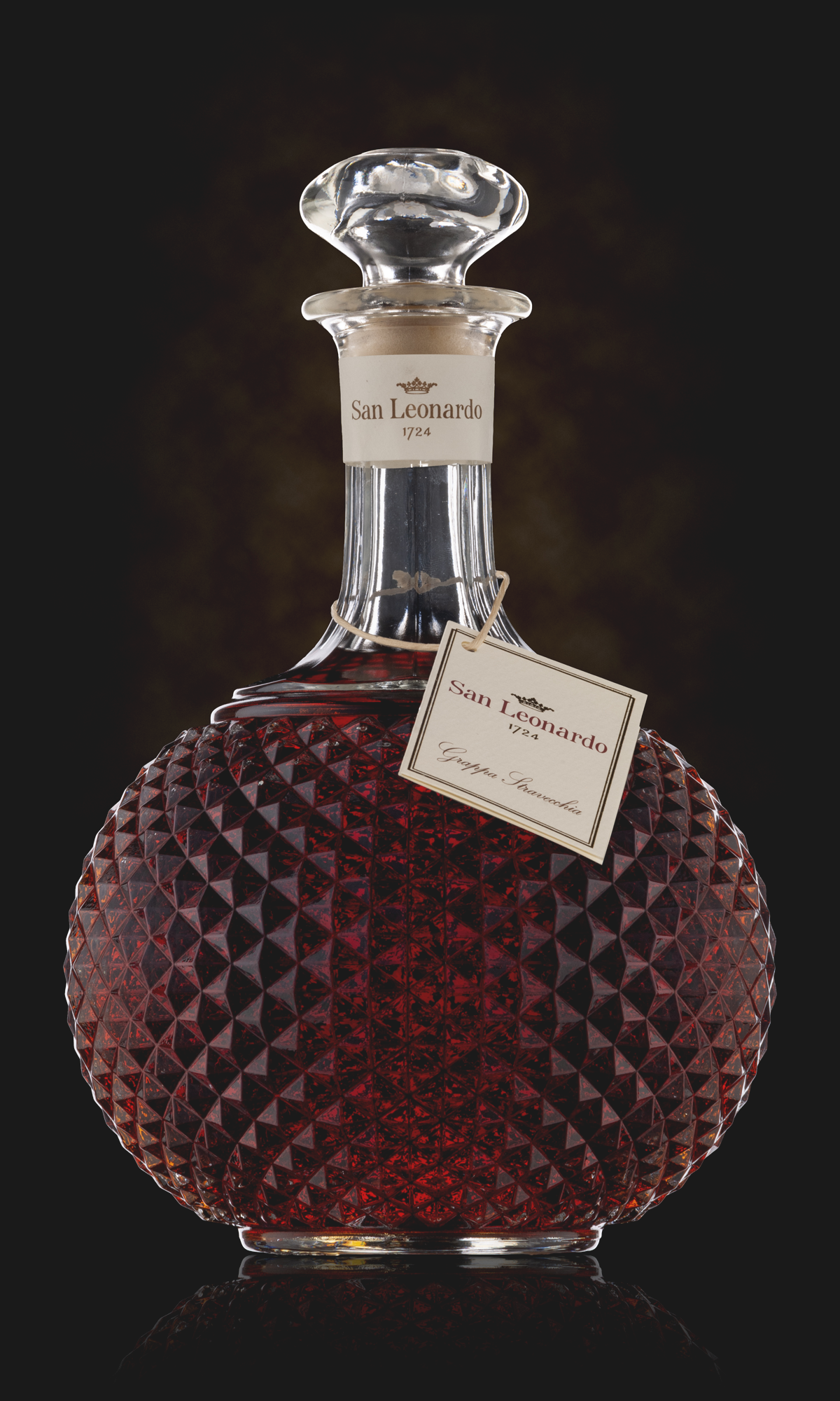 Grappa Stravecchia Tenuta San Leonardo envejecida 5 Años formato de 2 Litros